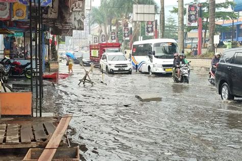 Kawasan Lembang KBB Diterjang Banjir Rabu 2 Agustus 2023, Proyek ...