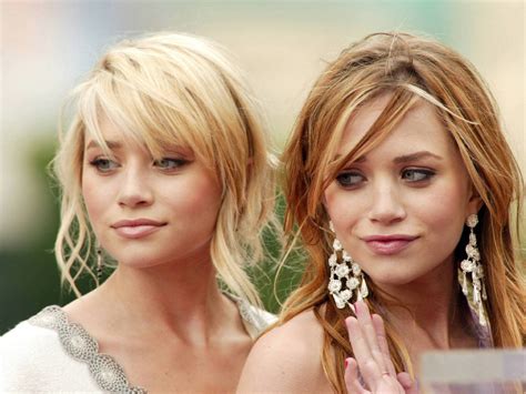 Mary-Kate and Ashley Olsen - Simpsons Wiki