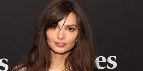 Emily Ratajkowski Has A Toned AF Booty And Debuts A Major Haircut In Nude Pics