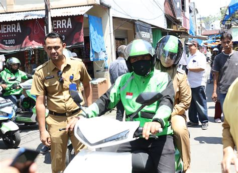 Gunakan Ojol Wakil Wali Kota Makassar Kunjungi Tiga Lorong Wisata