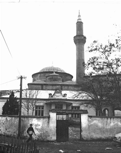 Tatar Sinan Paşa Camii Kumanova Konumu Fotoğrafları ve Hakkındaki