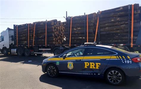 Carreta Flagrada Toneladas De Excesso Na Br Em Ararangu