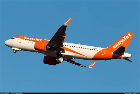 G UZHK EasyJet Airbus A320 251N Photo By Severin Hackenberger ID