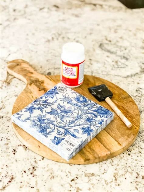 How To Upcycle An Old Cutting Board Using Modge Podge Artofit