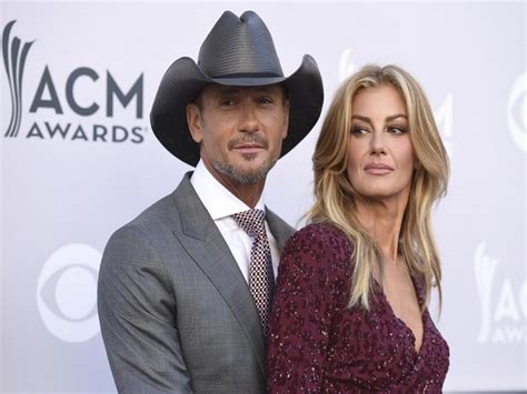 Tim McGraw, Faith Hill celebrate 27th wedding anniversary - Articles