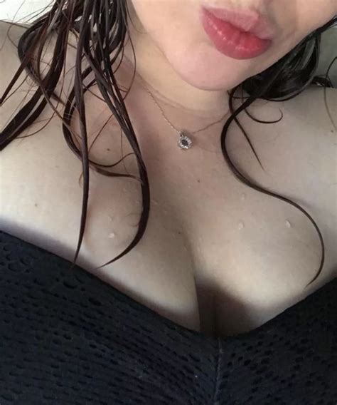 Lets Share My Wifes Lips Nudes Fuckmywife NUDE PICS ORG