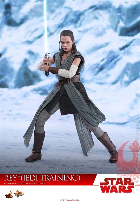 Rey Jedi Training Hot Toys Figure For Star Wars The Last Jedi