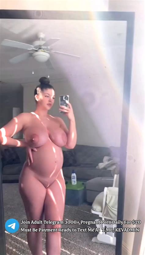 SEXY PREGNANT BIG TITS MODEL ThisVid