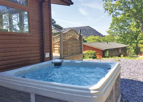 Lodges With Hot Tubs North Wales Snowdonia Book North Wales Hot Tub Holidays