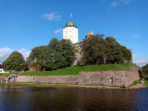 Mobile-review.com TECNO SPARK 5 Air: 5 причин за и 1 против