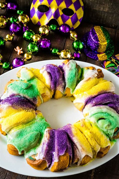 Easy King Cake Recipe - Soulfully Made