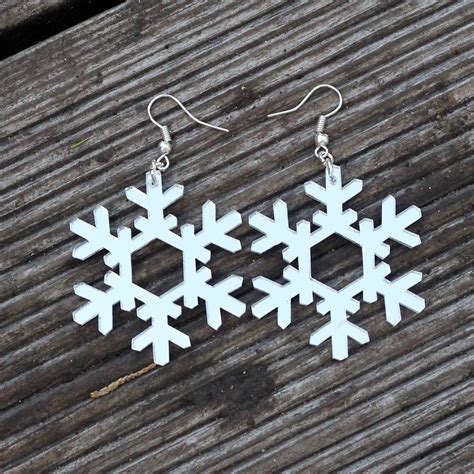 Swank Jewellery — Snowflake Earrings