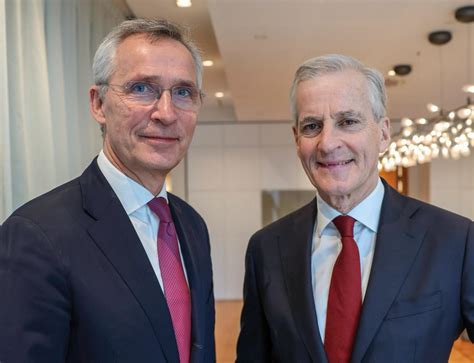 jonas gahr store sendte sms til jens stoltenberg er du  norge