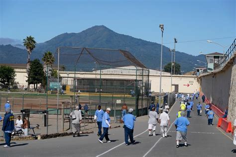 California will pay some released inmates $2,400 under new state re ...