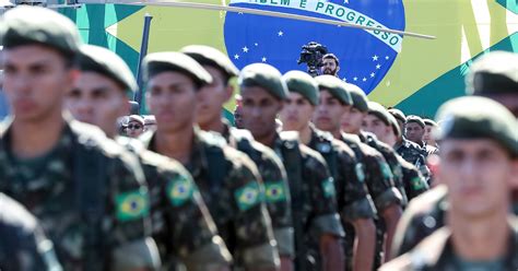 Navegações nas fronteiras do Pensamento O que o Brasil quer de seus