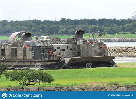 United States Navy Lcac Landing Craft Air Cushion Air Cushion Vehicle