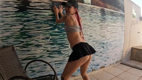 Prostituta Brasileira Tatuada Twerking Em Cliente Estrangeiro E O Surpreende Sexo Anal K