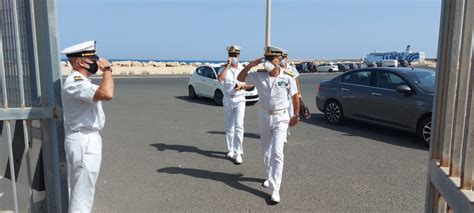 Pozzallo Il Contrammiraglio Visita La Capitaneria Di Porto Radio Rtm