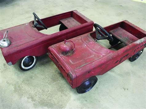 A Lot Of Pressed Steel Fire Chief Pedal Cars Auburn Fall Rm