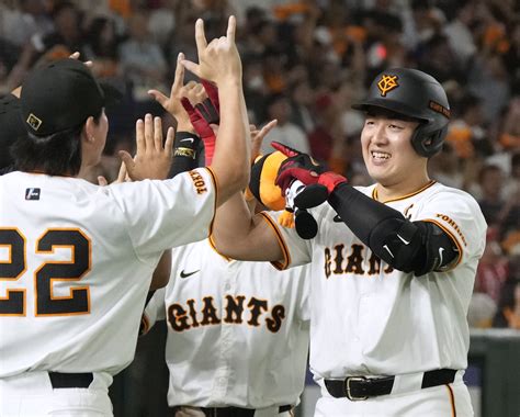 巨4―1広（21日） 岡本和が勝ち越し3ラン（共同通信） Yahooニュース