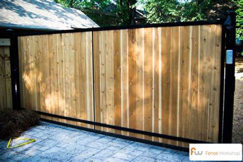 Cool Build wooden driveway gate | Rijwod Blog