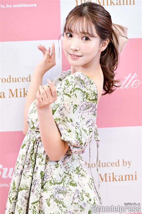 画像1319 セクシー女優引退発表の三上悠亜「付き合ってた彼氏とも別れた」デビュー当時「誰にも相談しなかった」覚悟語る モデルプレス