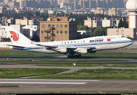 B 2472 Air China Boeing 747 4j6 Photo By Lixing Moo Id 1186289