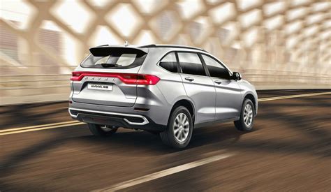 В России появится среднеразмерный кроссовер Haval M6 — Авторевю