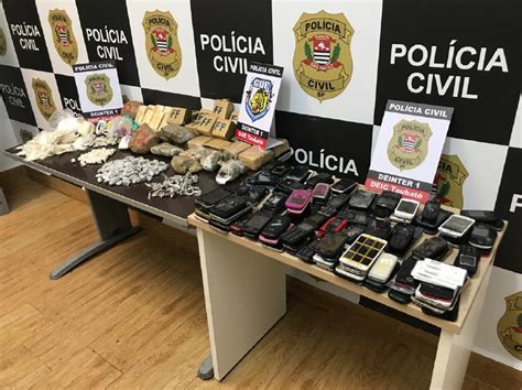 Polícia Civil apreende 12 kg de drogas e 113 celulares no Pemano de