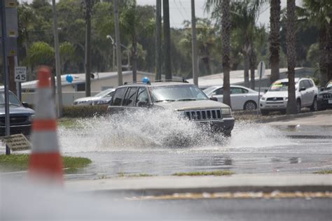 Tampa Bay Flooding Who To Call What To Do Wusf Public Media