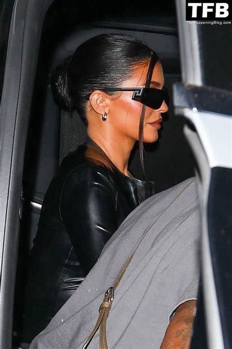 Kylie Jenner Kyliejenner Kyliejenner 2 Nude OnlyFans Photo 589 The Fappening Plus