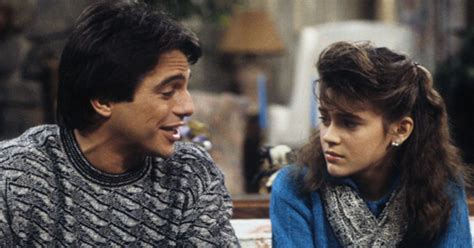 Alyssa Milano Updates Whos The Boss Revival With Tony Danza