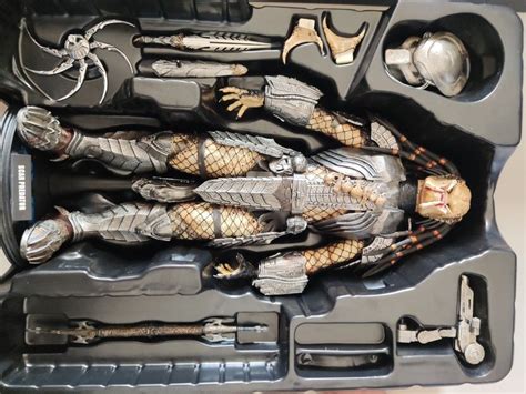 Hot Toys Scar Predator Hobbies Toys Toys Games On Carousell