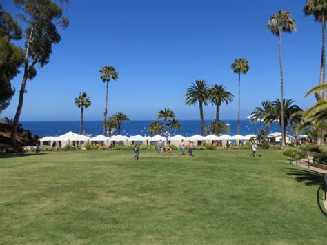 Descanso Beach on Catalina Island in Avalon, CA - California Beaches