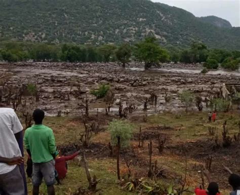 Balance De Fallecidos Por Las Inundaciones En Kenia Supera Los 200