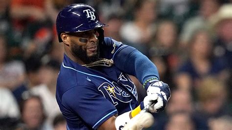 Rays' Yandy Díaz gets $24 million, 3-year deal | wtsp.com