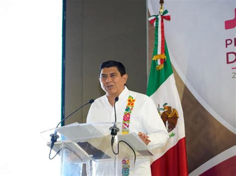 Salomón Jara Cruz Presenta El Plan Estatal De Desarrollo De Oaxaca