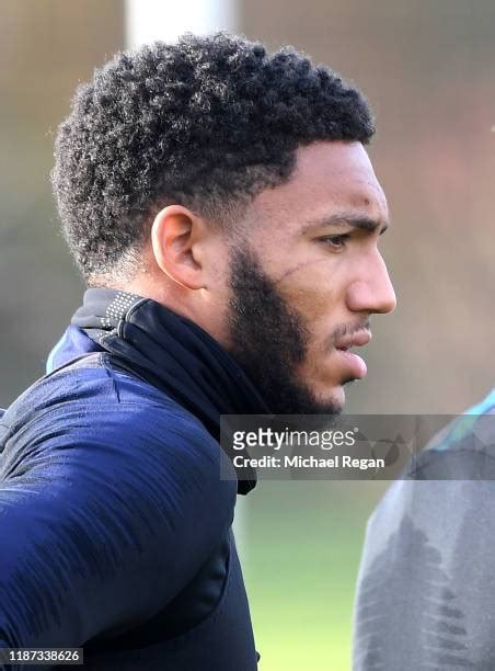 Joe Gomez England Photos and Premium High Res Pictures - Getty Images