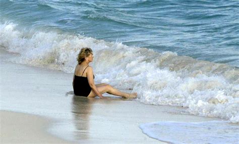 Martha Stewart Swimsuit Photos: Rare Bathing Suit Pictures | Closer Weekly