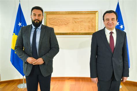 Deputeti Boshnjak N Kuvendin E Serbis Pas Takimit Me Kurtin U