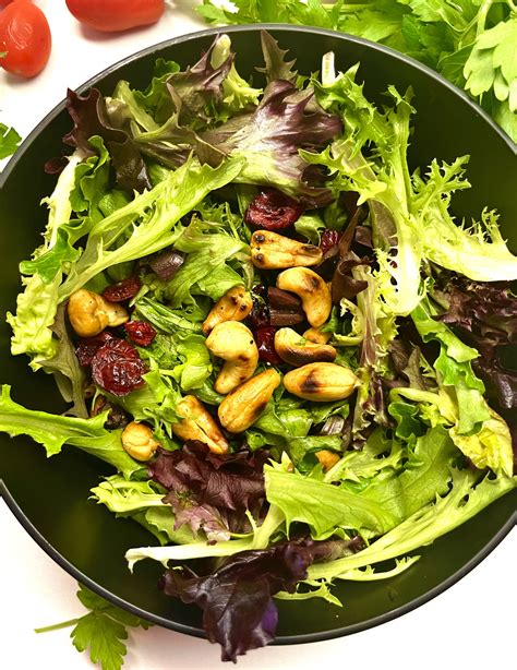 Easy Tossed Green Salad Zesty Zahra