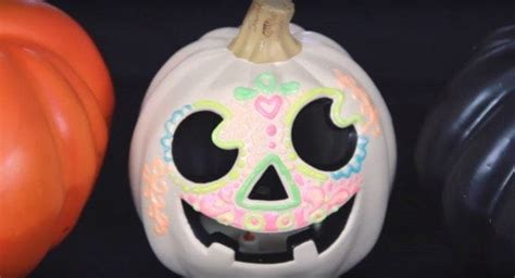 DIY Glow in the Dark Pumpkins - The Budget Diet