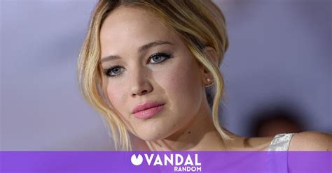 Jennifer Lawrence En Hollywood me pagan menos que a un tío por tener vagina Vandal Random