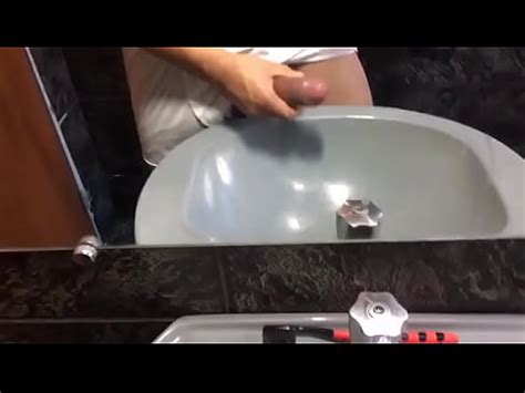 mostrando o pauzão antes da punheta parte2 XVIDEOS