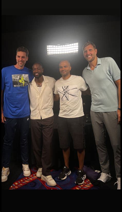 Photo Tony Parker Avec Dwyane Wade Pau Gasol Et Dirk Nowitzki