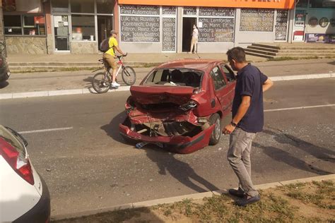 UDES U TRGOVAČKOJ ULICI Veliki zastoj od Žarkova ka centru grada