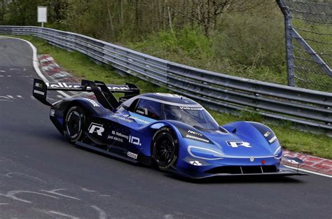 Watch Volkswagen Id R Demolish Electric Lap Record At The Nurburgring