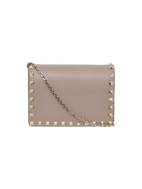 Valentino Garavani Leather Rockstud Chain Pouch Nude