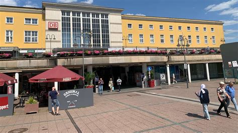 Gewalttat Im Bahnhof Fulda Mann 45 Bekommt Schlag Ins Gesicht