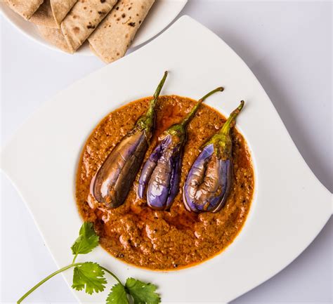 Gutti Vankaya Recipe Andhra Style Stuffed Brinjal By Archana S Kitchen